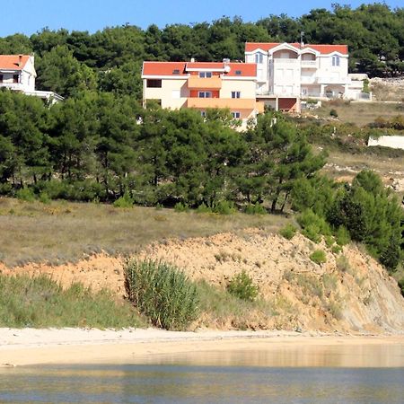 Apartments By The Sea Vlasici, Pag - 9324 Exterior foto