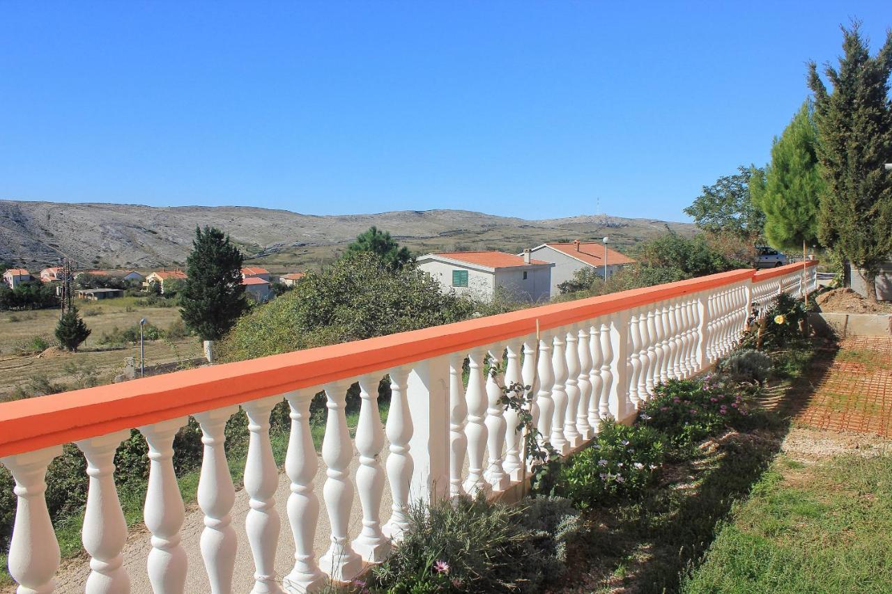 Apartments By The Sea Vlasici, Pag - 9324 Exterior foto