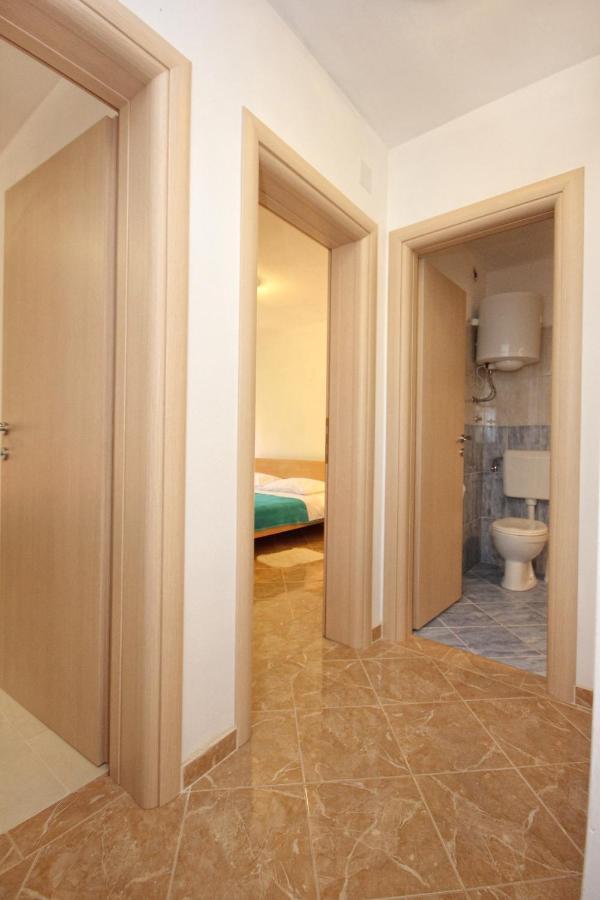 Apartments By The Sea Vlasici, Pag - 9324 Exterior foto