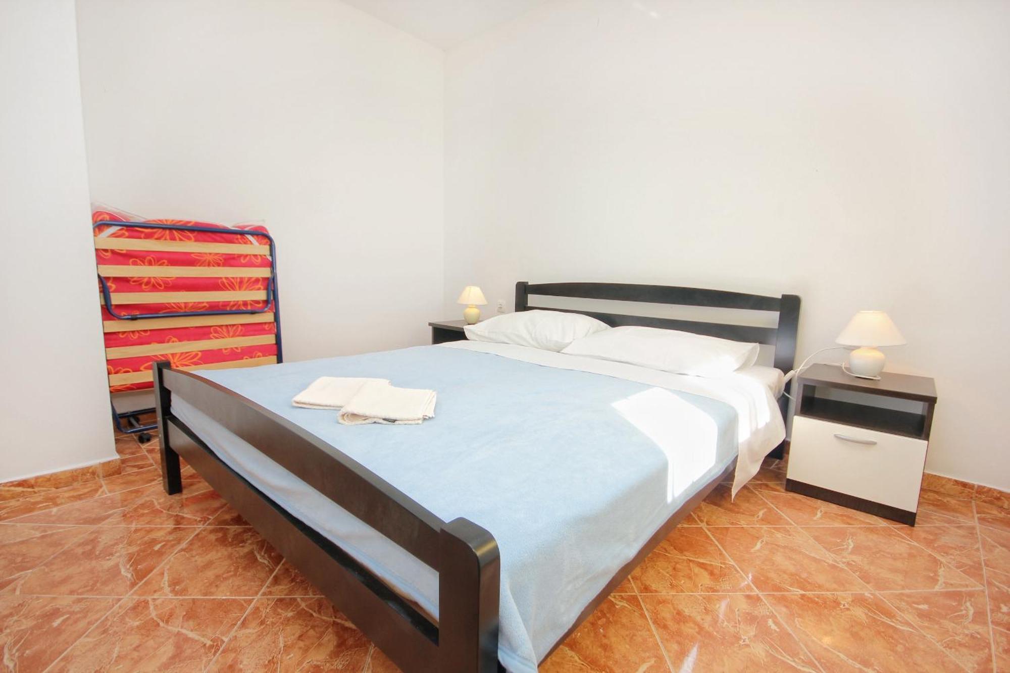 Apartments By The Sea Vlasici, Pag - 9324 Quarto foto